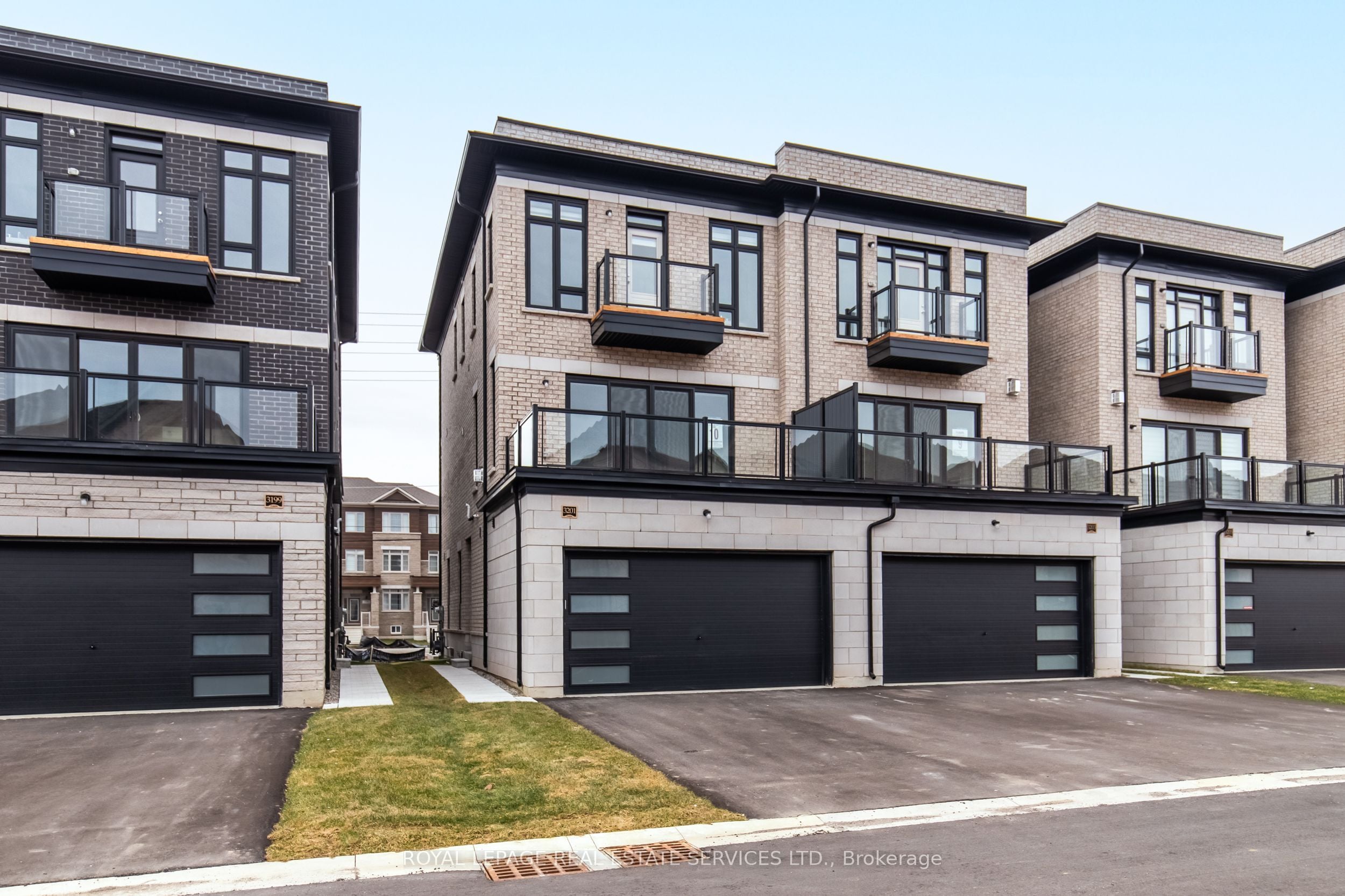 Unit 2-3201 Sixth Line, Oakville, ON, L6H 0V8