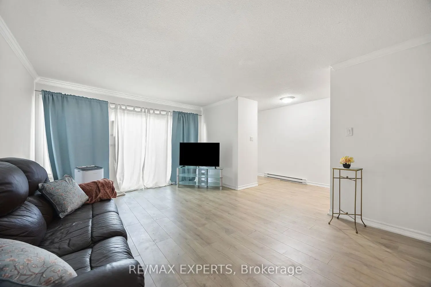 Additional image 3 of 242 Milestone Crescent