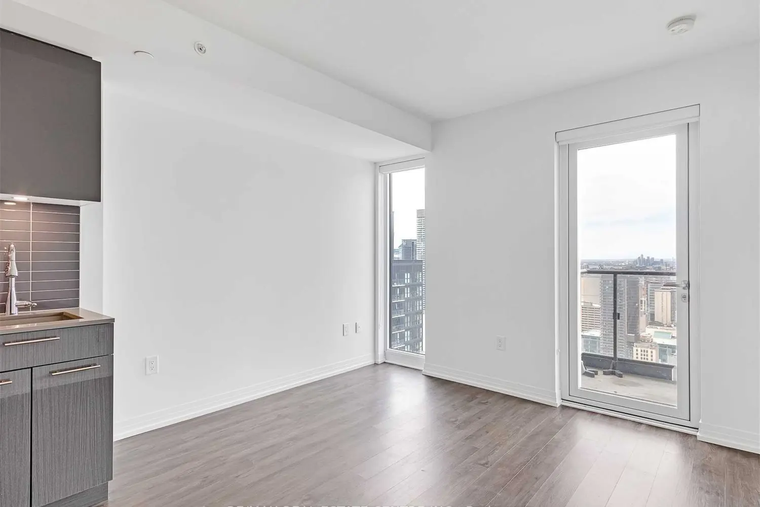 Additional image 7 of 251 Jarvis Street 4709