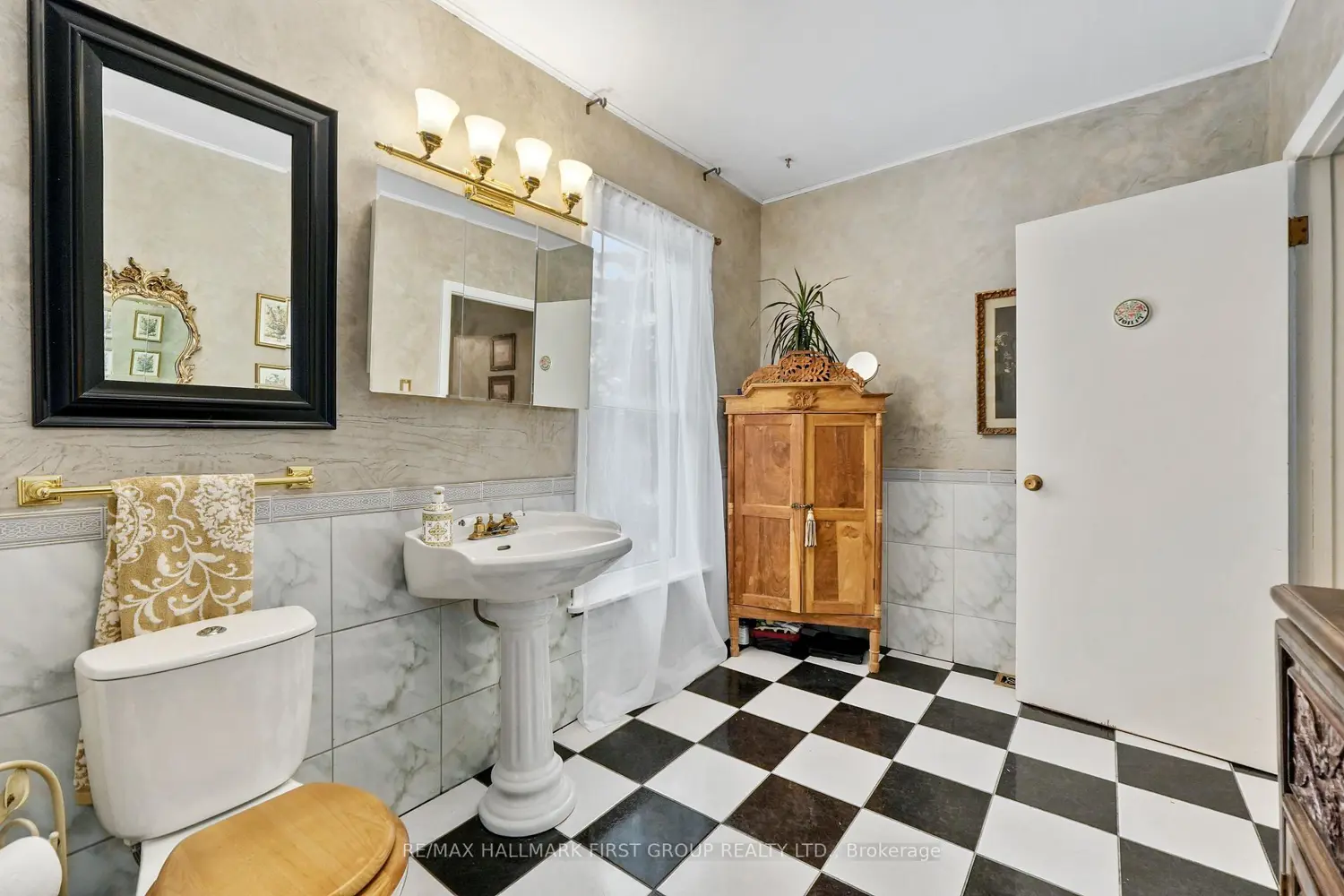 Additional image 13 of 54 Toronto Street