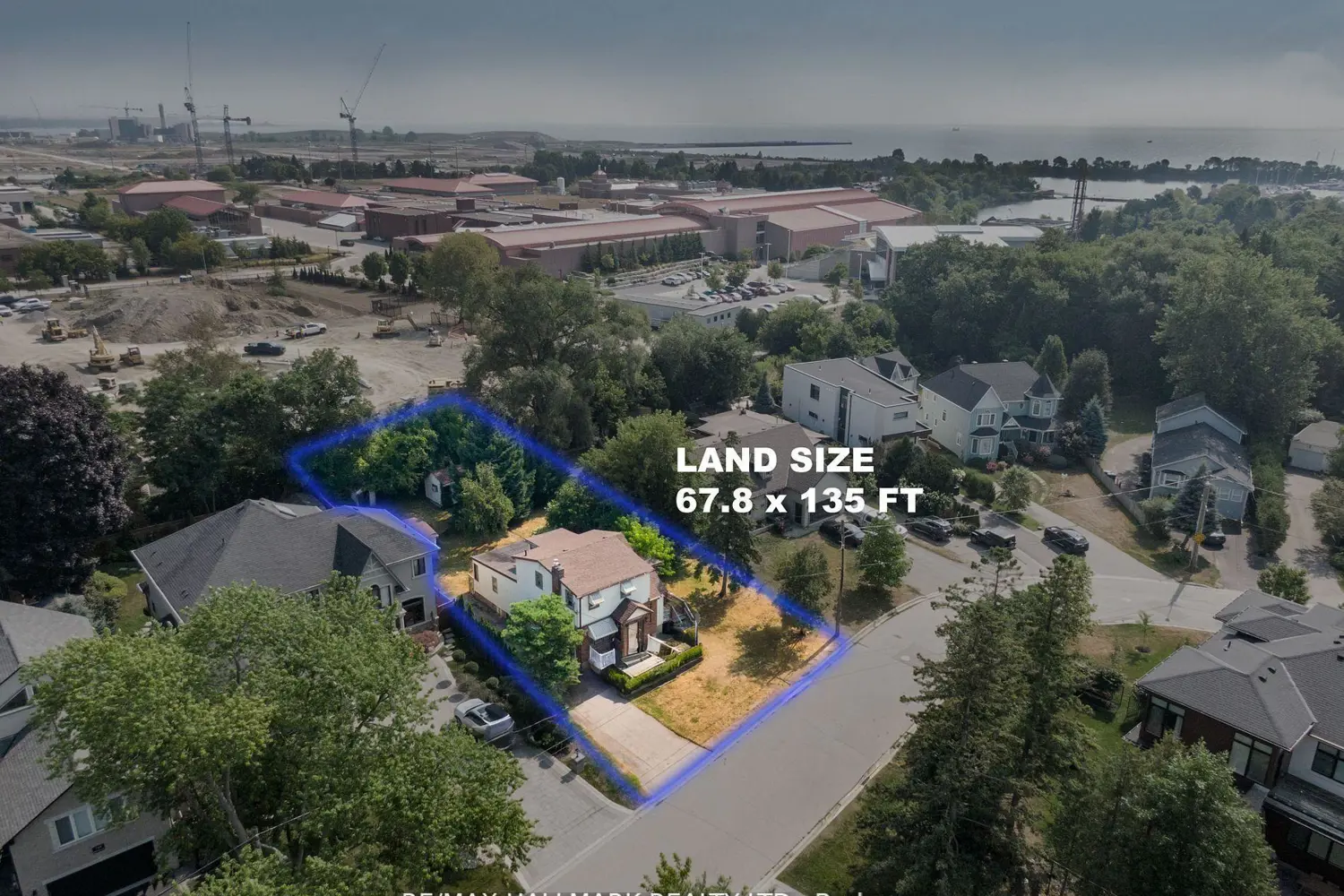 Additional image 8 of 724-728 Montbeck Crescent