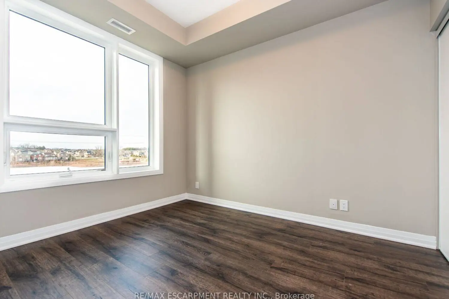 Additional image 4 of 1105 Leger Way 412
