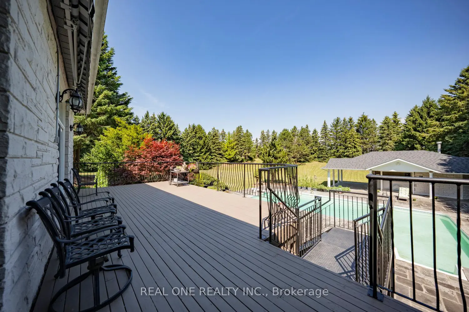 Additional image 5 of 14 Alm Court