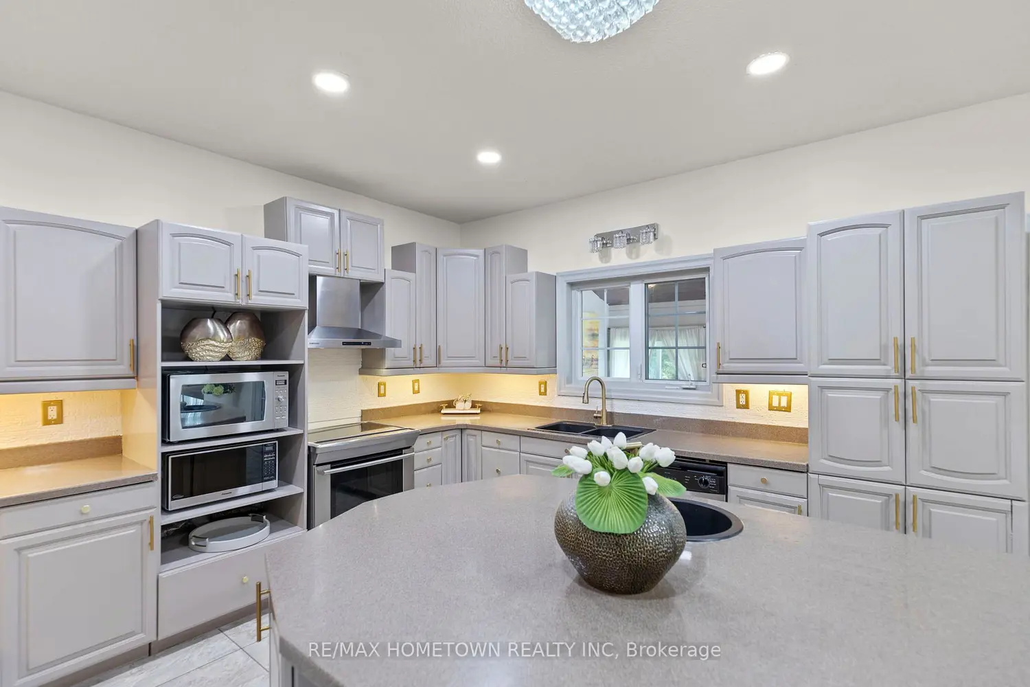 Additional image 4 of 1020 Crestwood Drive