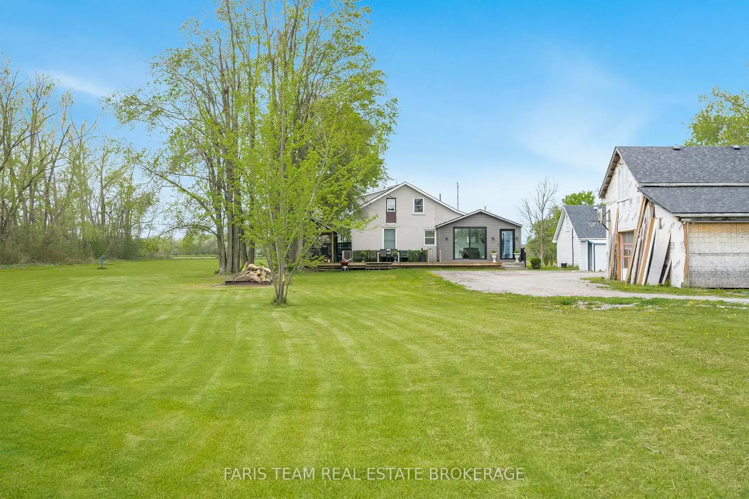 Additional image 18 of 2351 20Th Side Road