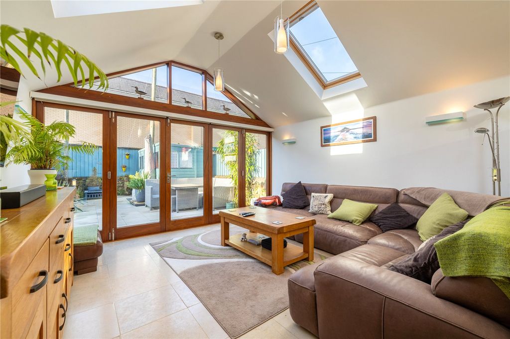 Additional image 3 of 4 bed terraced house for salePark Lane, Bideford, Devon EX39