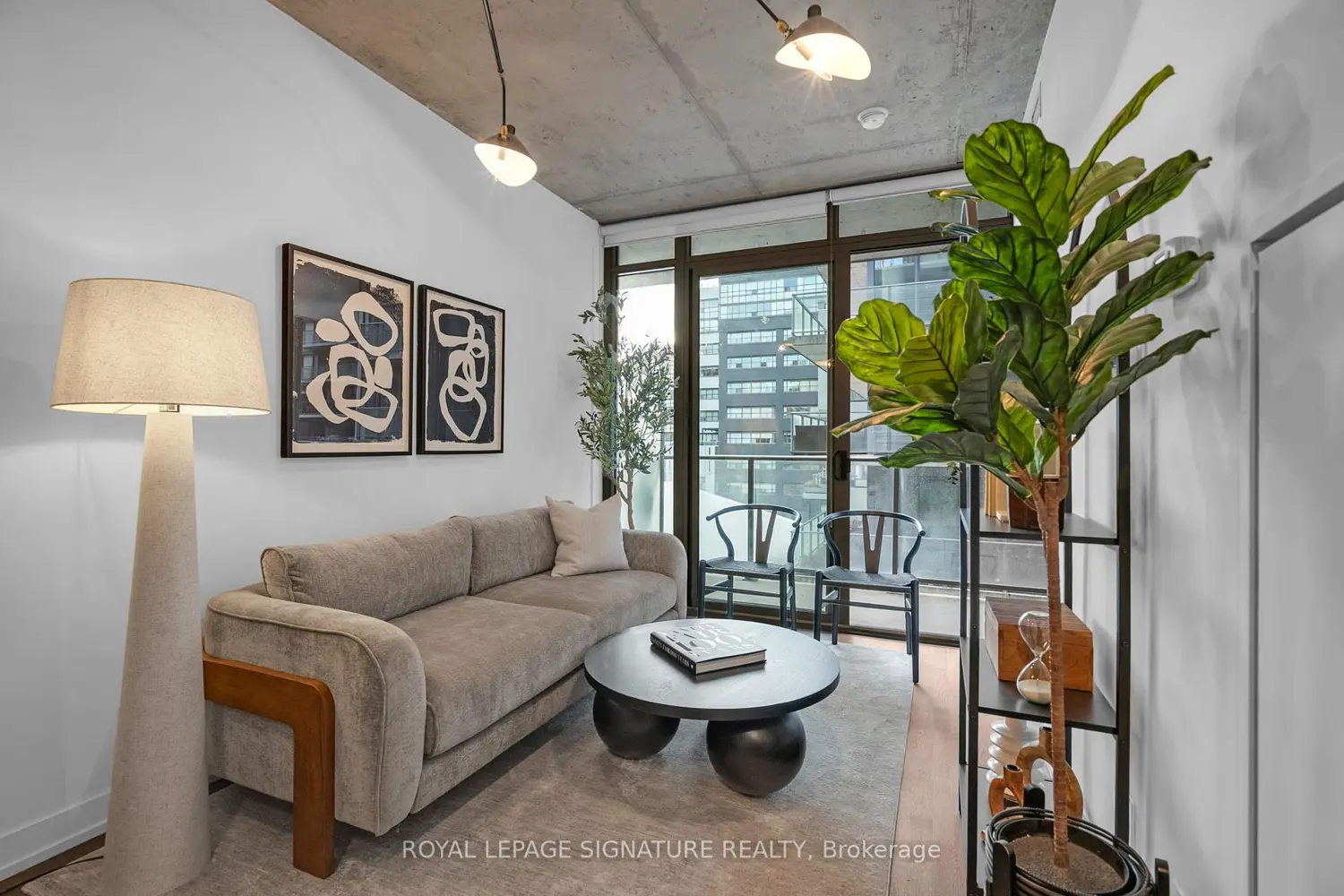 650 King Street 804