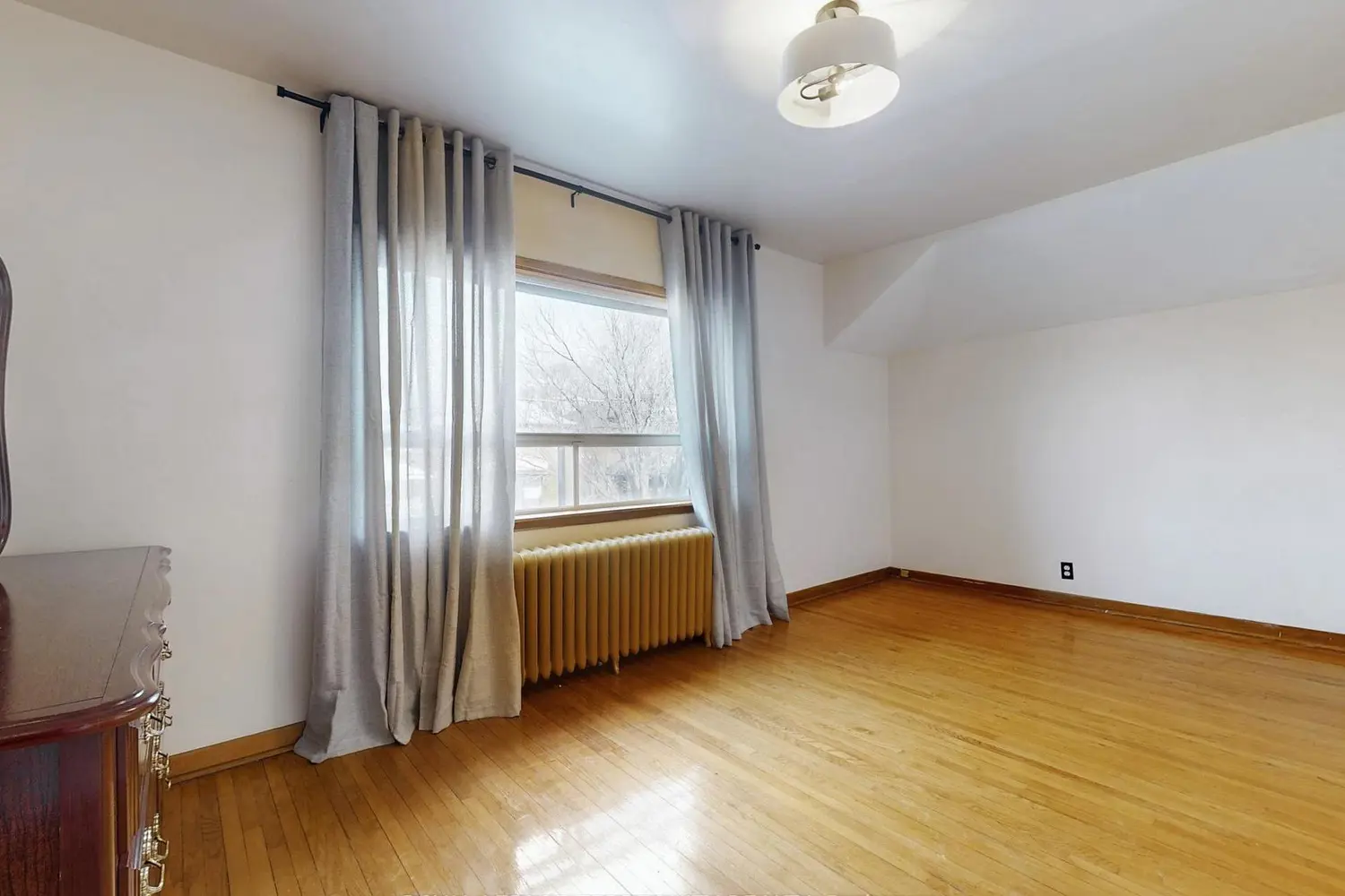 Additional image 8 of 371 Strathmore Boulevard