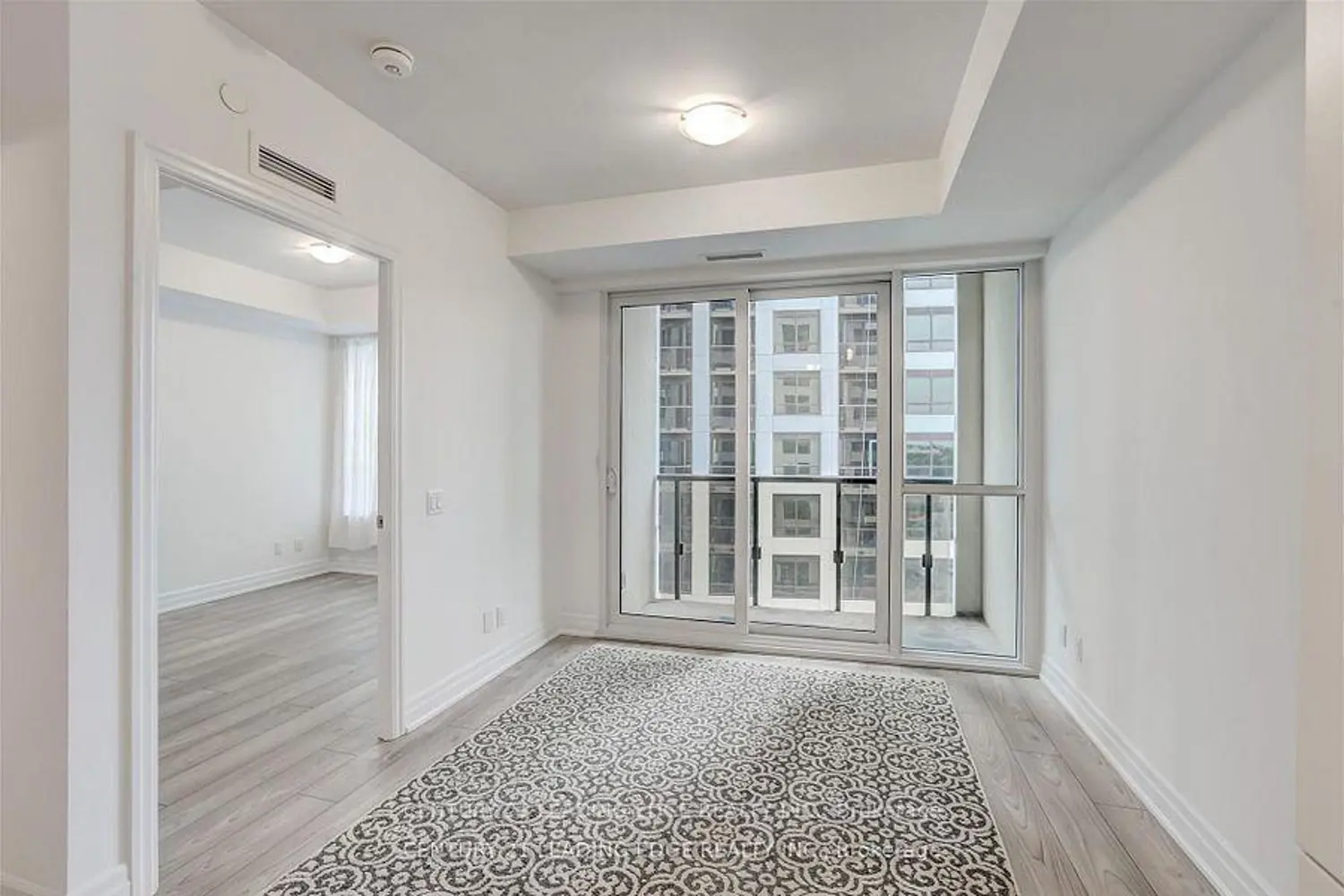 Additional image 11 of 36 Elm Drive 803