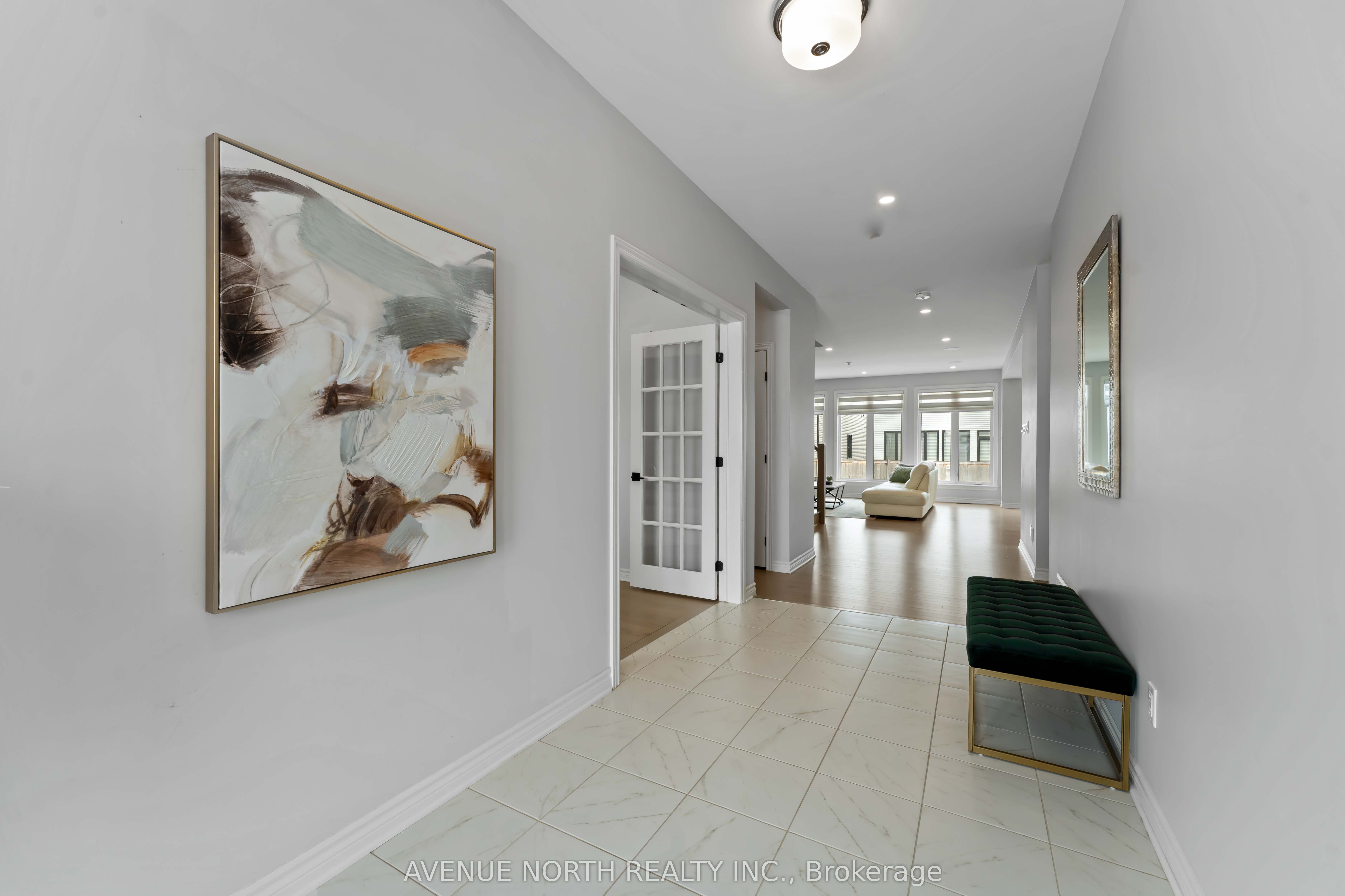 Additional image 4 of 711 Moonflower Crescent, Ottawa, ON, K1T 0X8