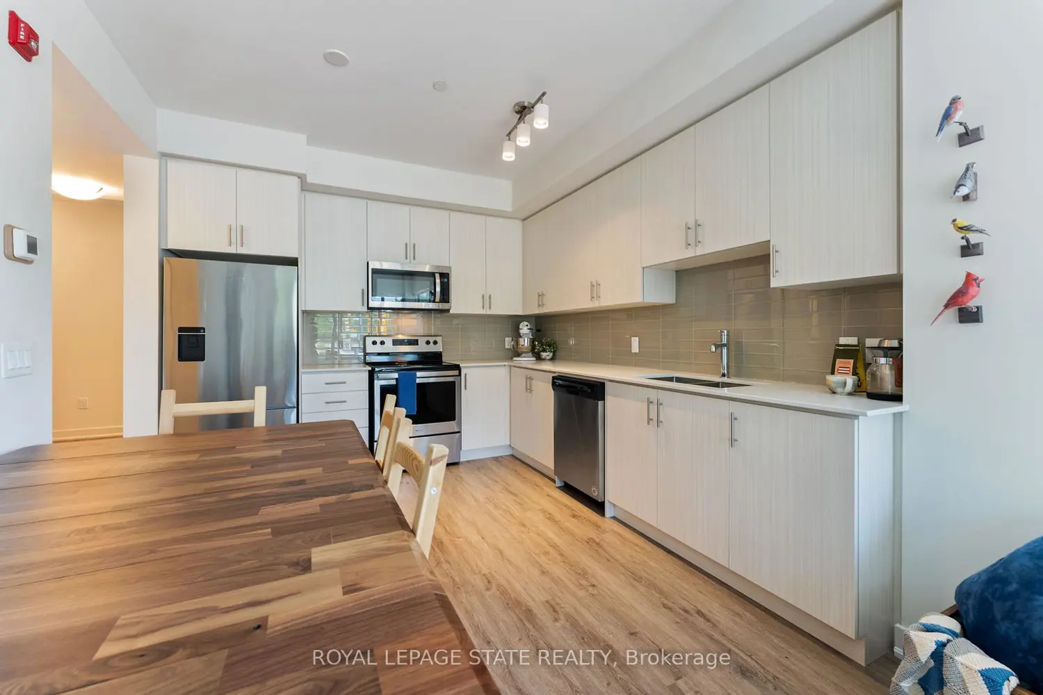 Additional image 5 of 340 Plains Road 202