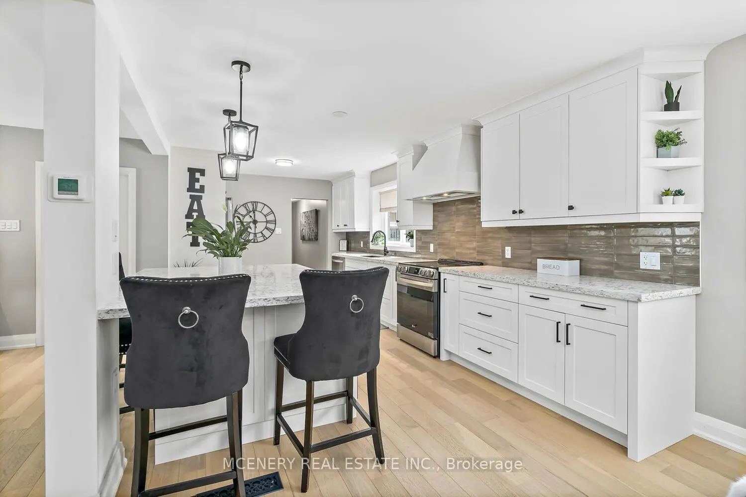 Additional image 16 of 9739 10Th Side Road