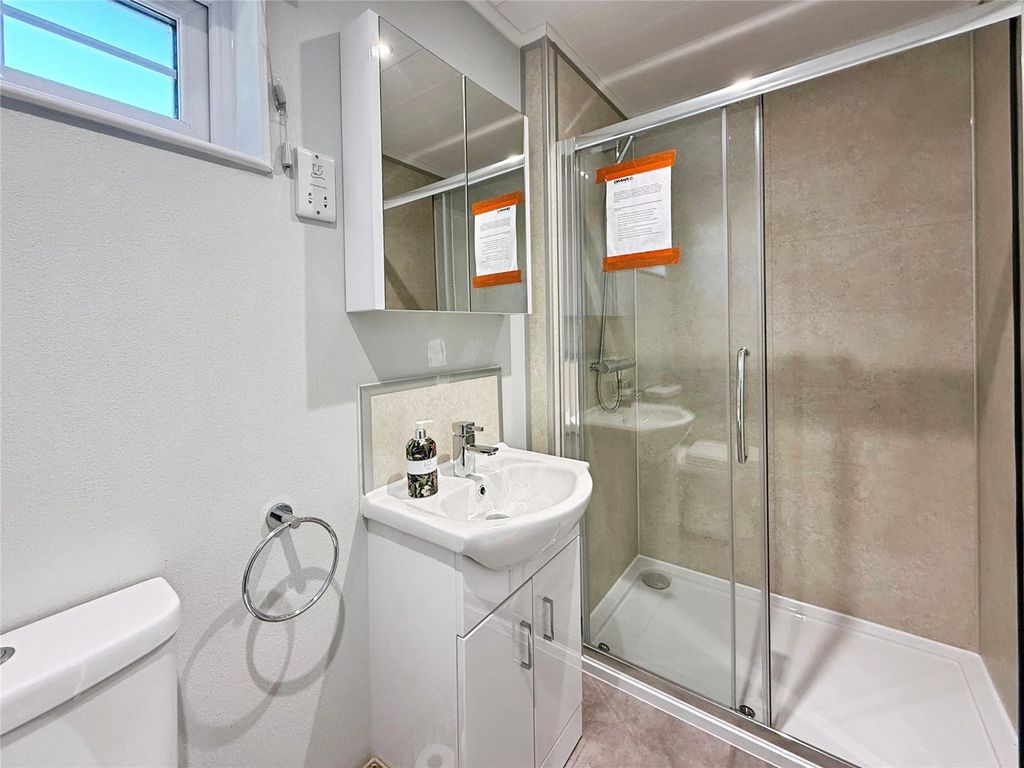 Additional image 7 of 2 bed detached house for saleBrownfield Gardens, Maidenhead, Berkshire SL6