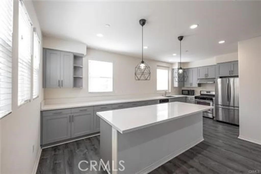 Additional image 8 of 120 S Pacific Avenue S Unit 39, Santa Ana, CA 92703