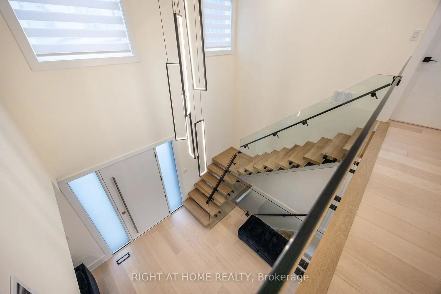 Additional image 4 of 584 Walkers Line