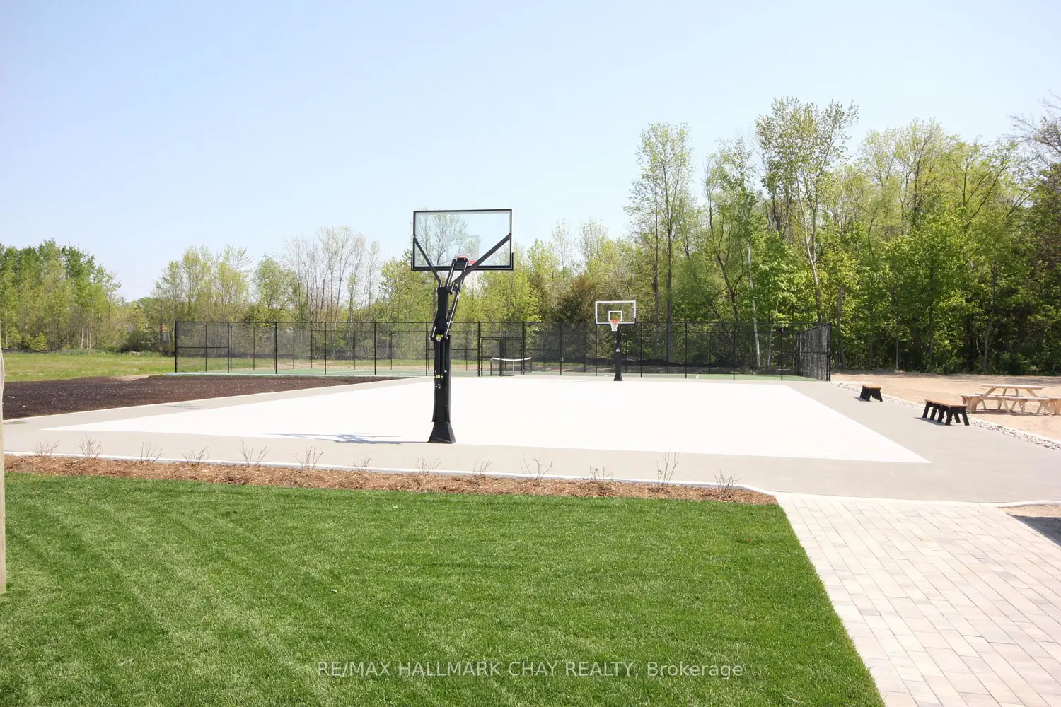 Additional image 8 of 275 Broward Way 60