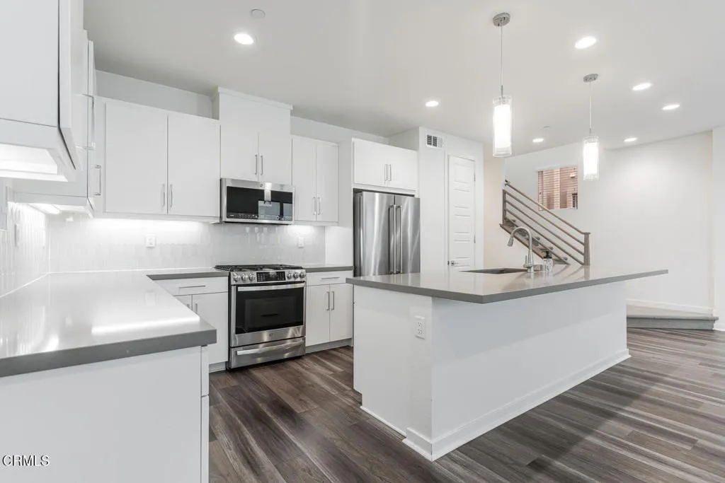 Additional image 18 of 1085 Canal Street, Oxnard, CA 93035