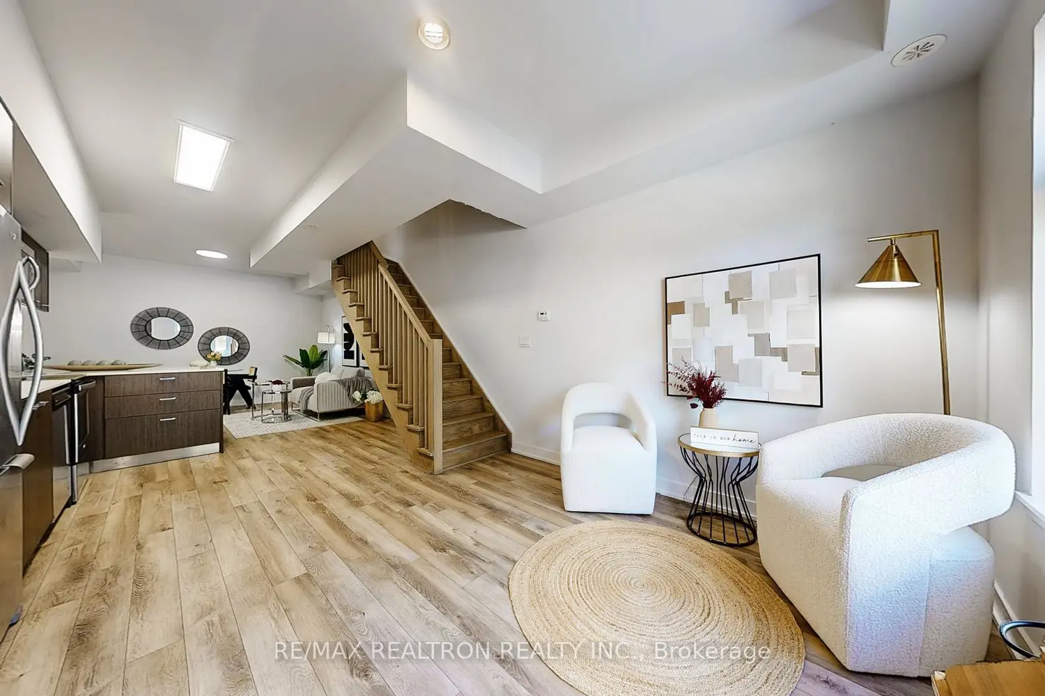 20 Echo Point 131