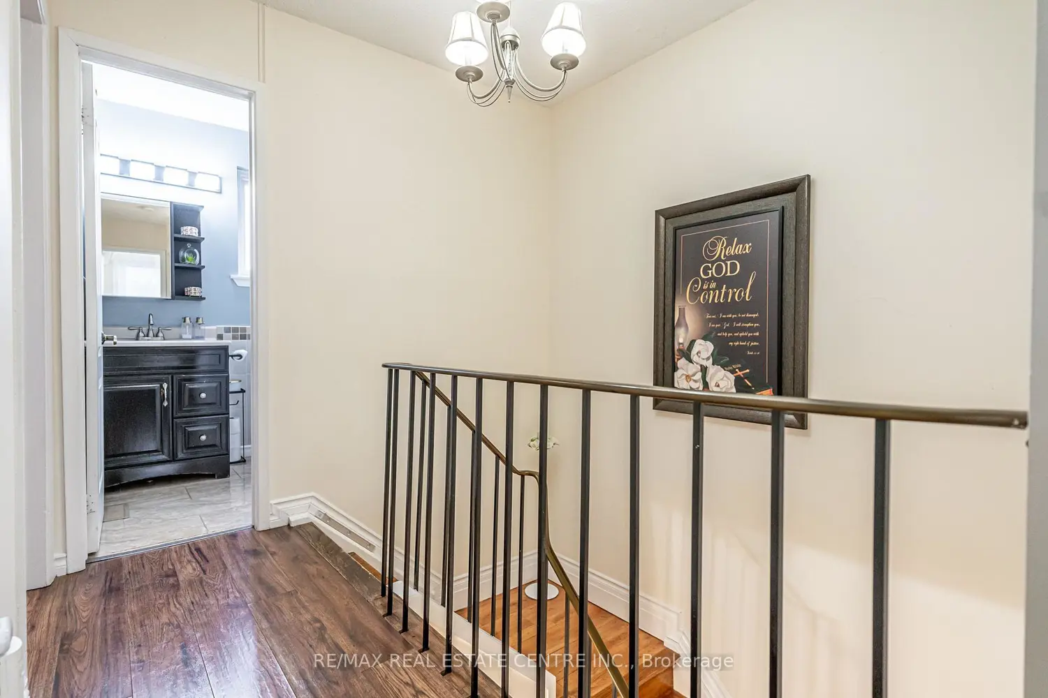 Additional image 10 of 33 Guildford Crescent 33