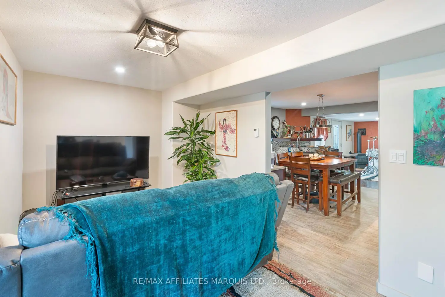 Additional image 3 of 310 Belmont Street