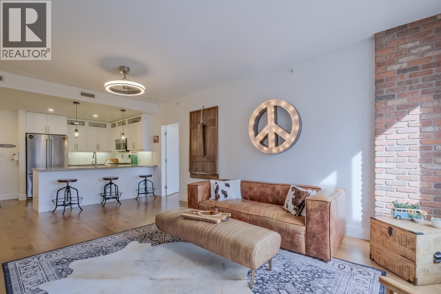 Additional image 6 of 215-1160 Bernard Avenue, Kelowna, BC, V1Y6R2