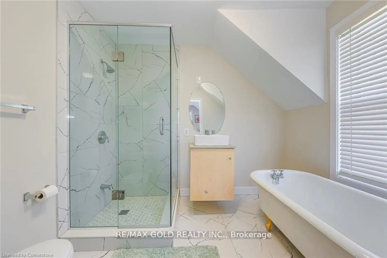 Additional image 12 of 3590 Lakeshore Road