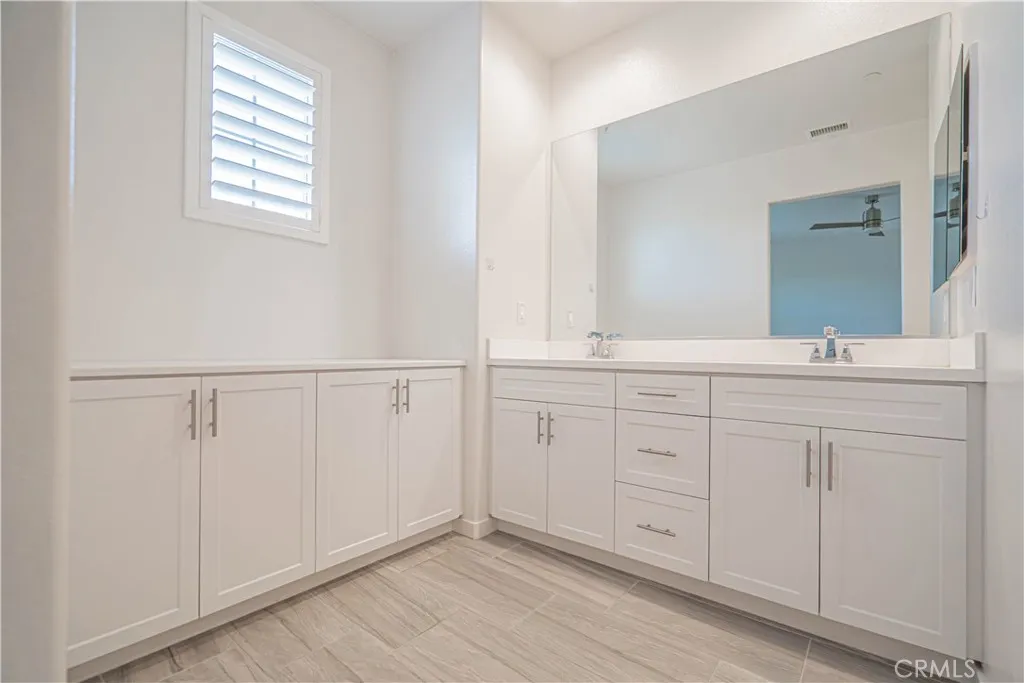 Additional image 32 of 28706 Jardineras Dr, Valencia, CA 91354