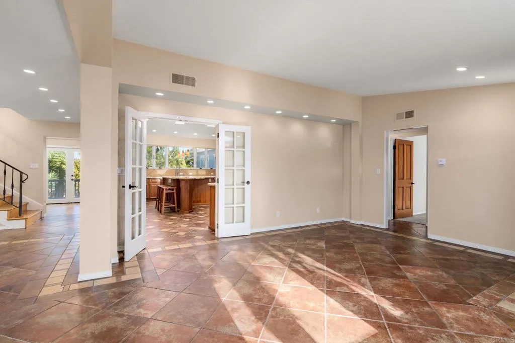 Additional image 14 of 1180 Barcelona Drive, San Diego, CA 92107