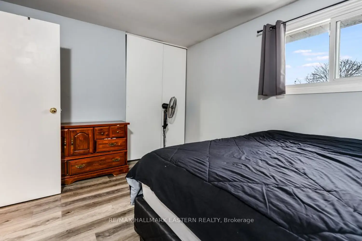 Additional image 8 of 996 Sydenham Road #34