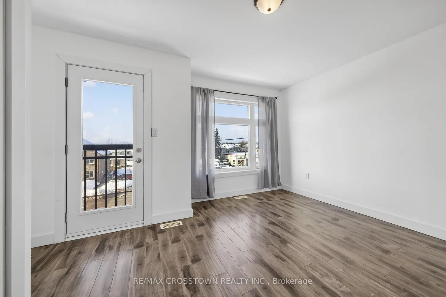 Additional image 8 of 540 Essa Road 2