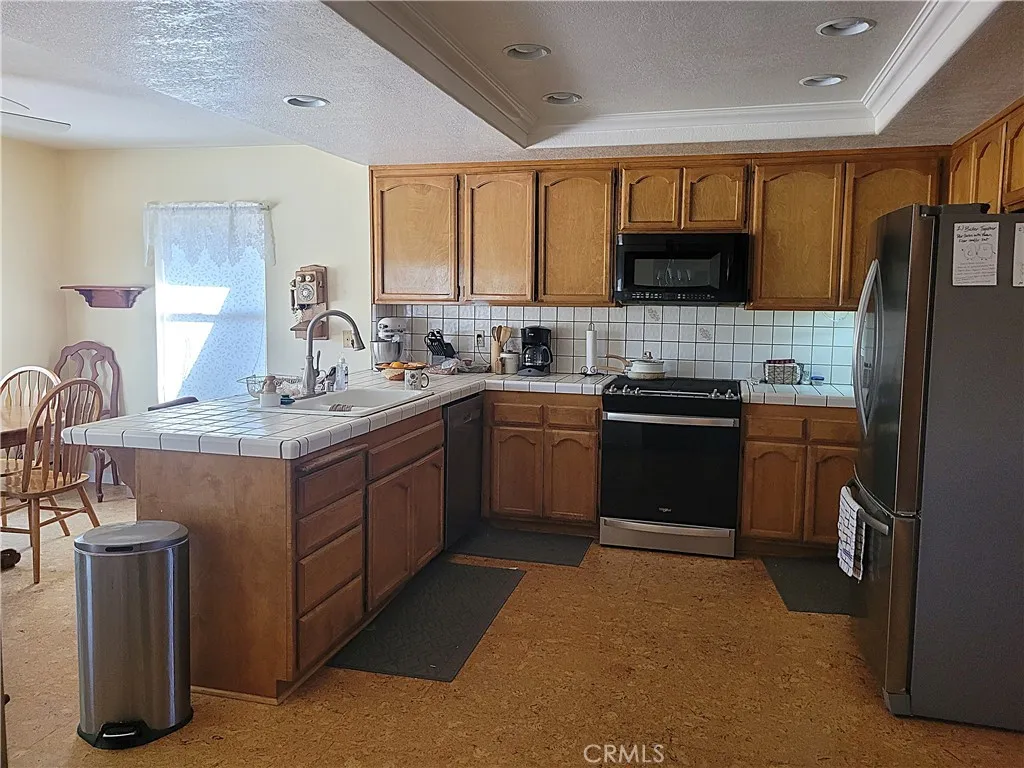 Additional image 12 of 23677 Cahuilla Rd, Apple Valley, CA 92307