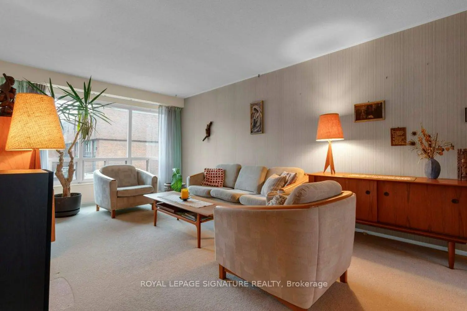 Additional image 3 of 28 Stately Way