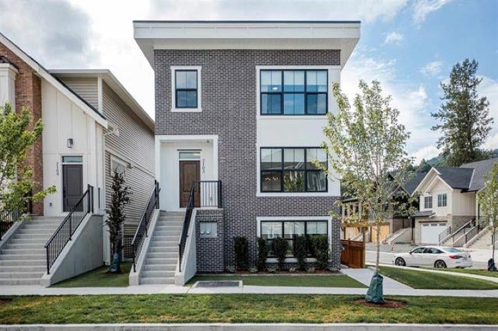 7103 Copperwood Street, Chilliwack, BC, V2R 6M8