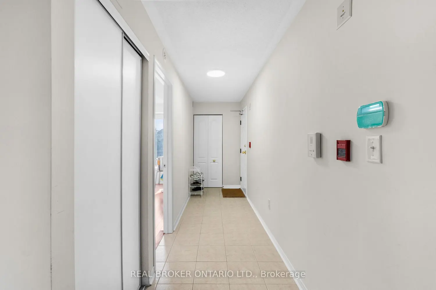 Additional image 10 of 649E Warden Avenue 27