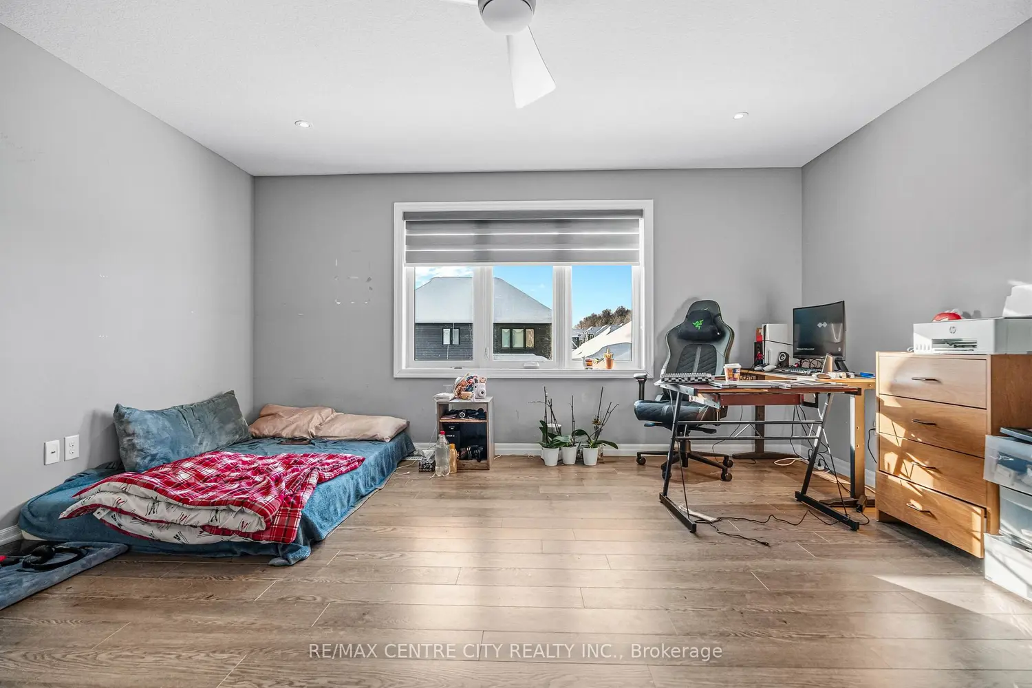 Additional image 18 of 1999 Maddex Way