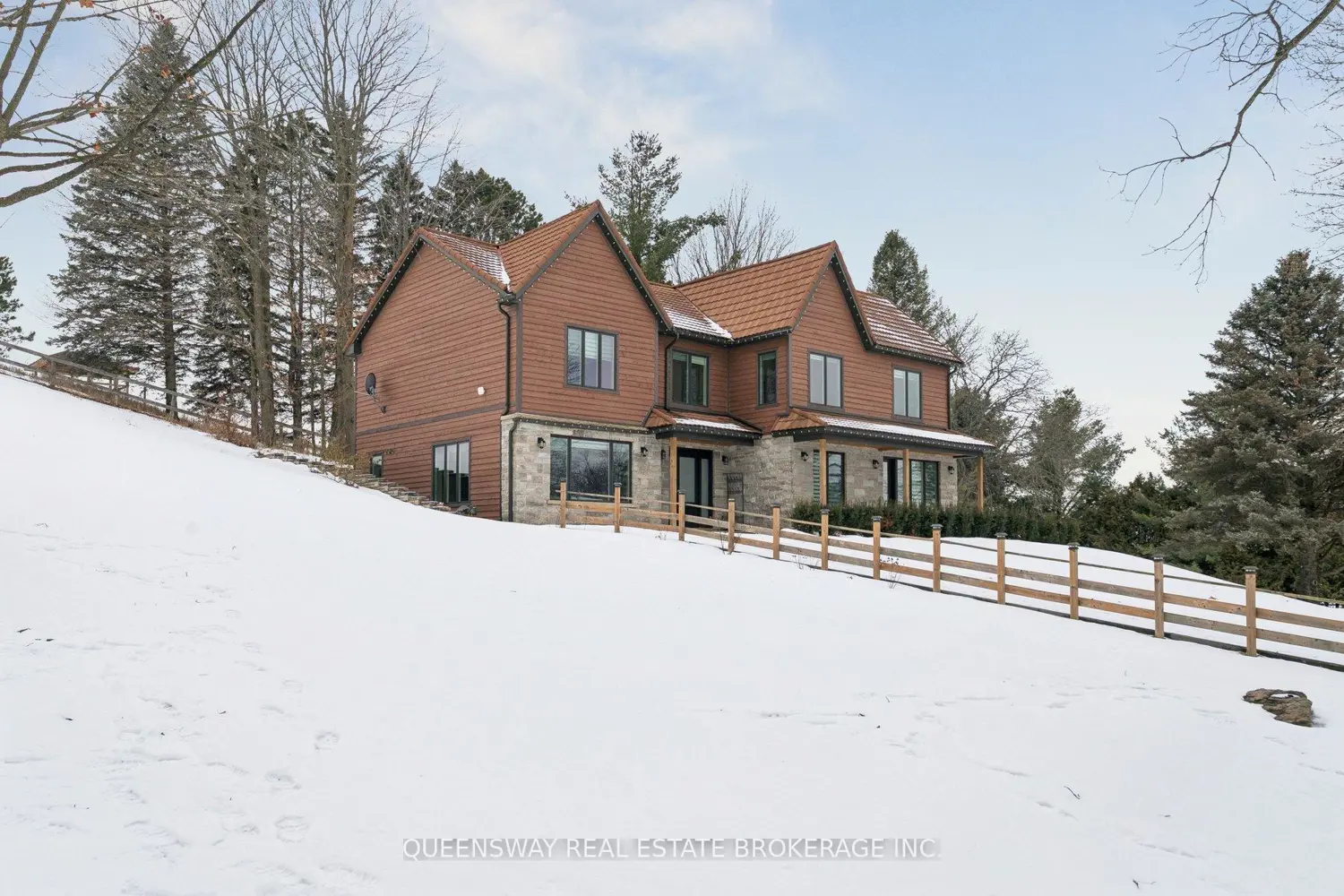 Additional image 7 of 8388 Fifth Side Road