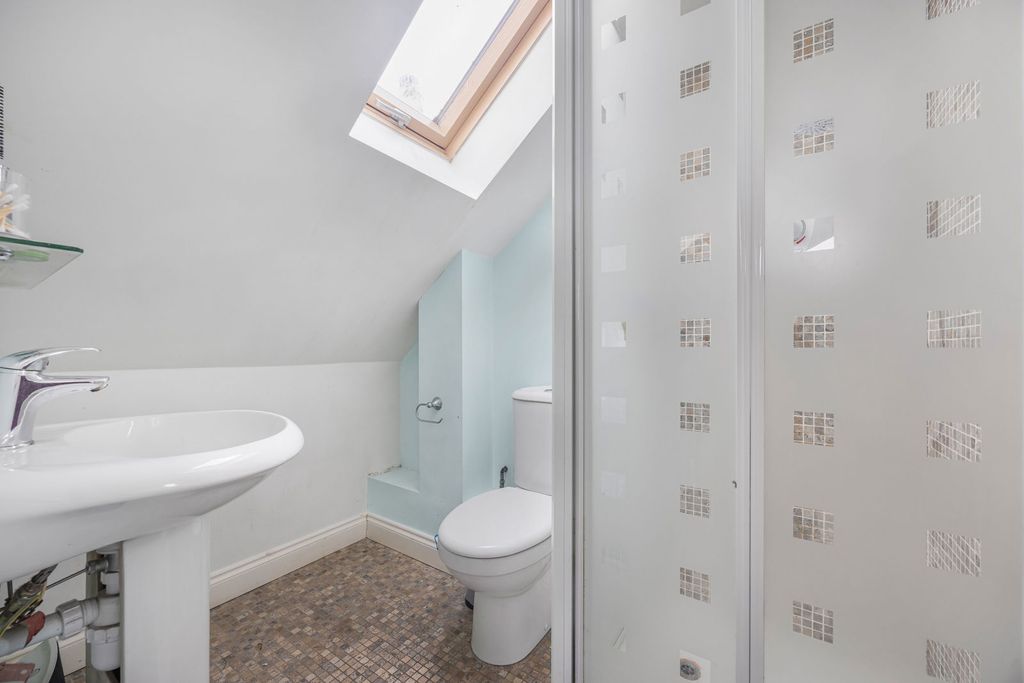 Additional image 14 of 3 bed detached house for saleVineyards Lane, Gloucester Road, Cheltenham GL51