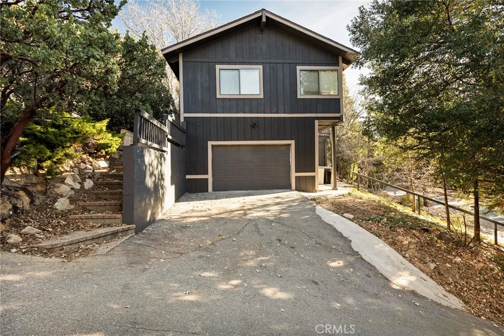 788 Crown, Lake Arrowhead, CA 92352