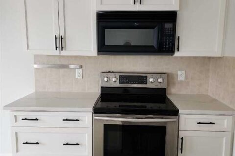 Additional image 8 of 15 Tuscany Reserve Bay NW, Calgary, AB, T3L 0A9