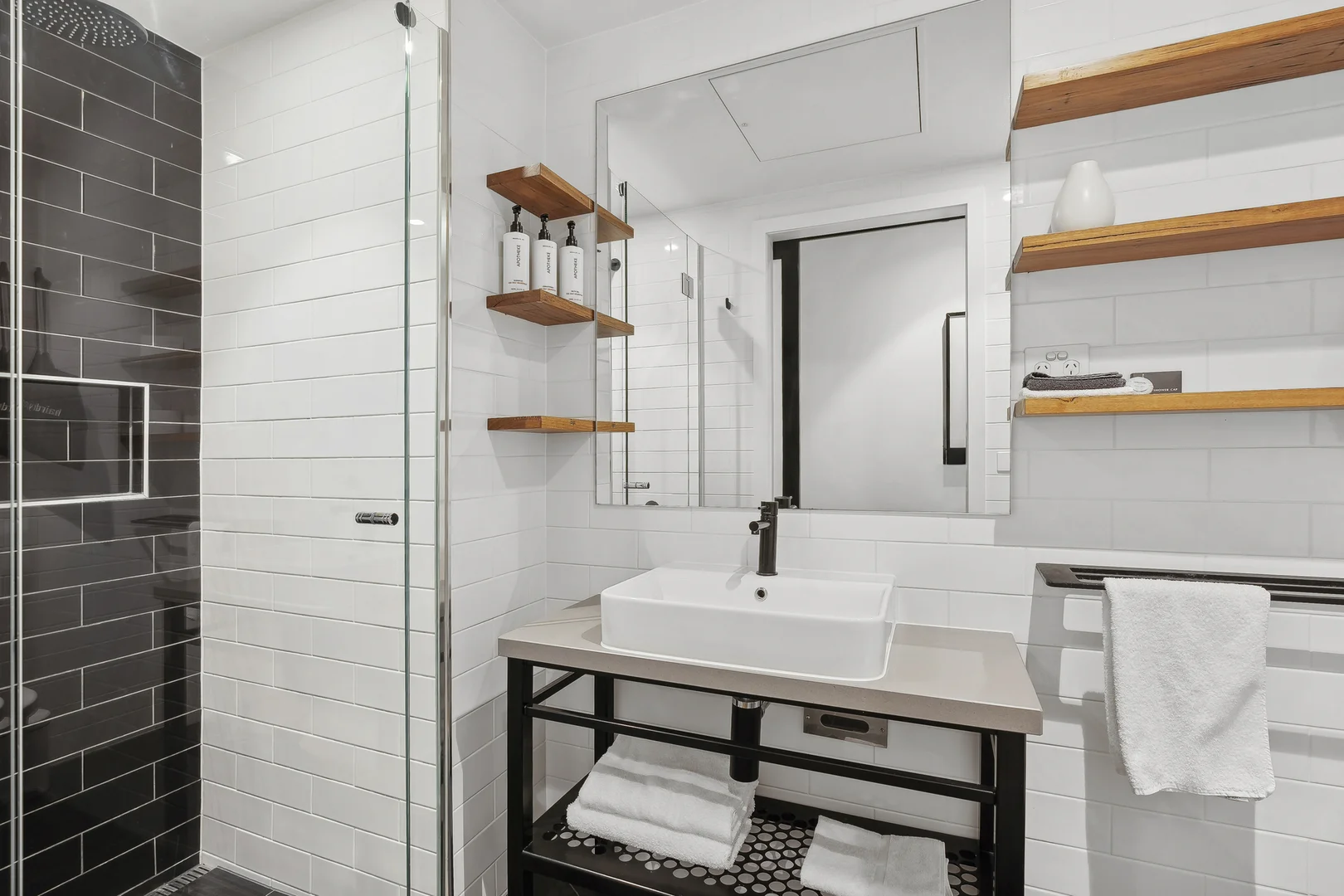 Additional image 5 of 2/312 Moorabool Street, Geelong VIC 3220