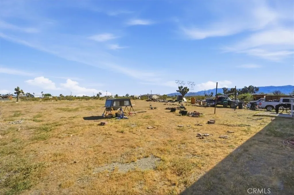 Additional image 69 of 12601 Nandina Rd, Phelan, CA 92371