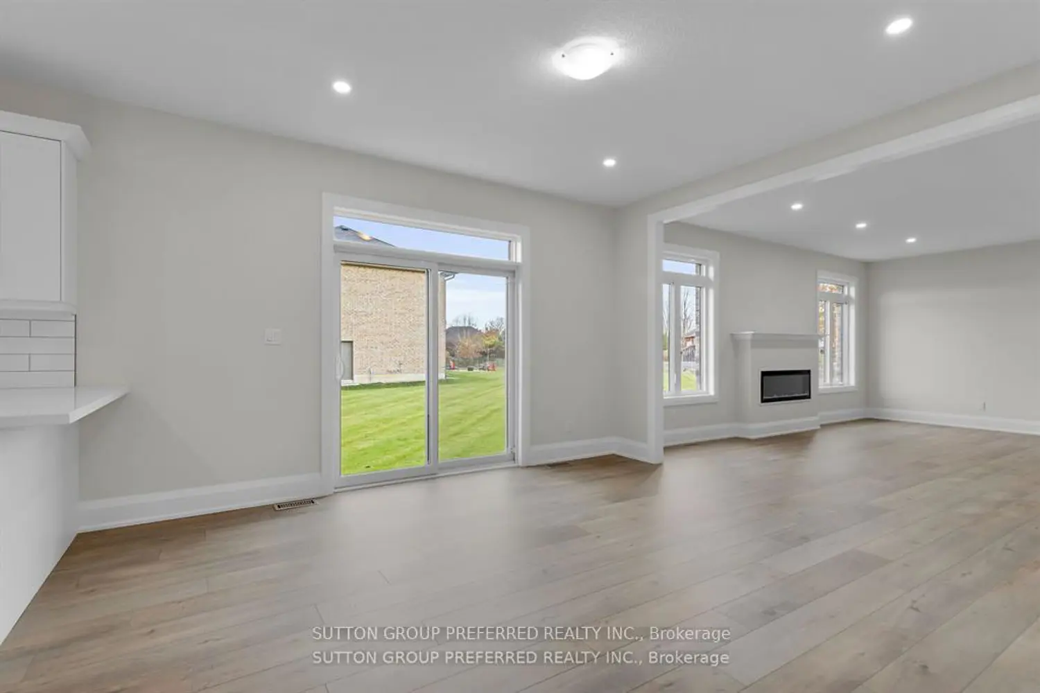 1 Bouw Place photo 2