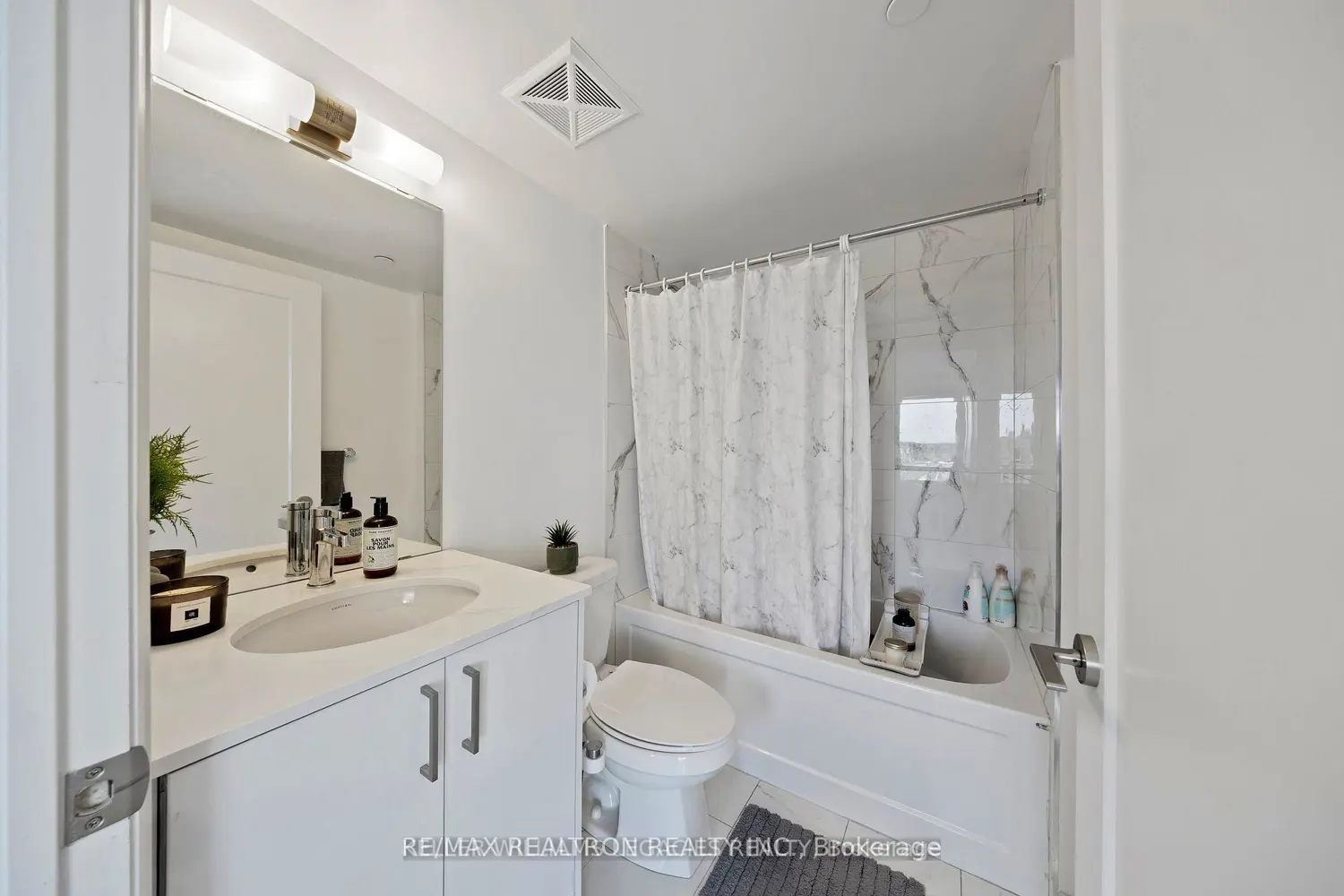 Additional image 18 of 155 Downsview Park Boulevard 206