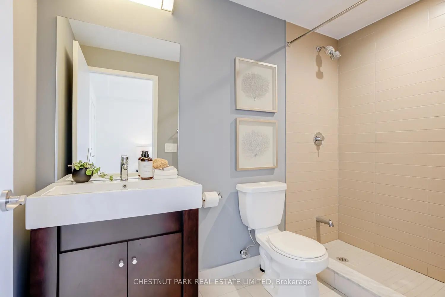 Additional image 12 of 840 Queen's Plate Drive 205