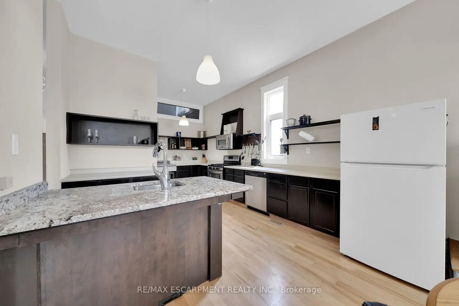 Additional image 6 of 550 Beach Boulevard