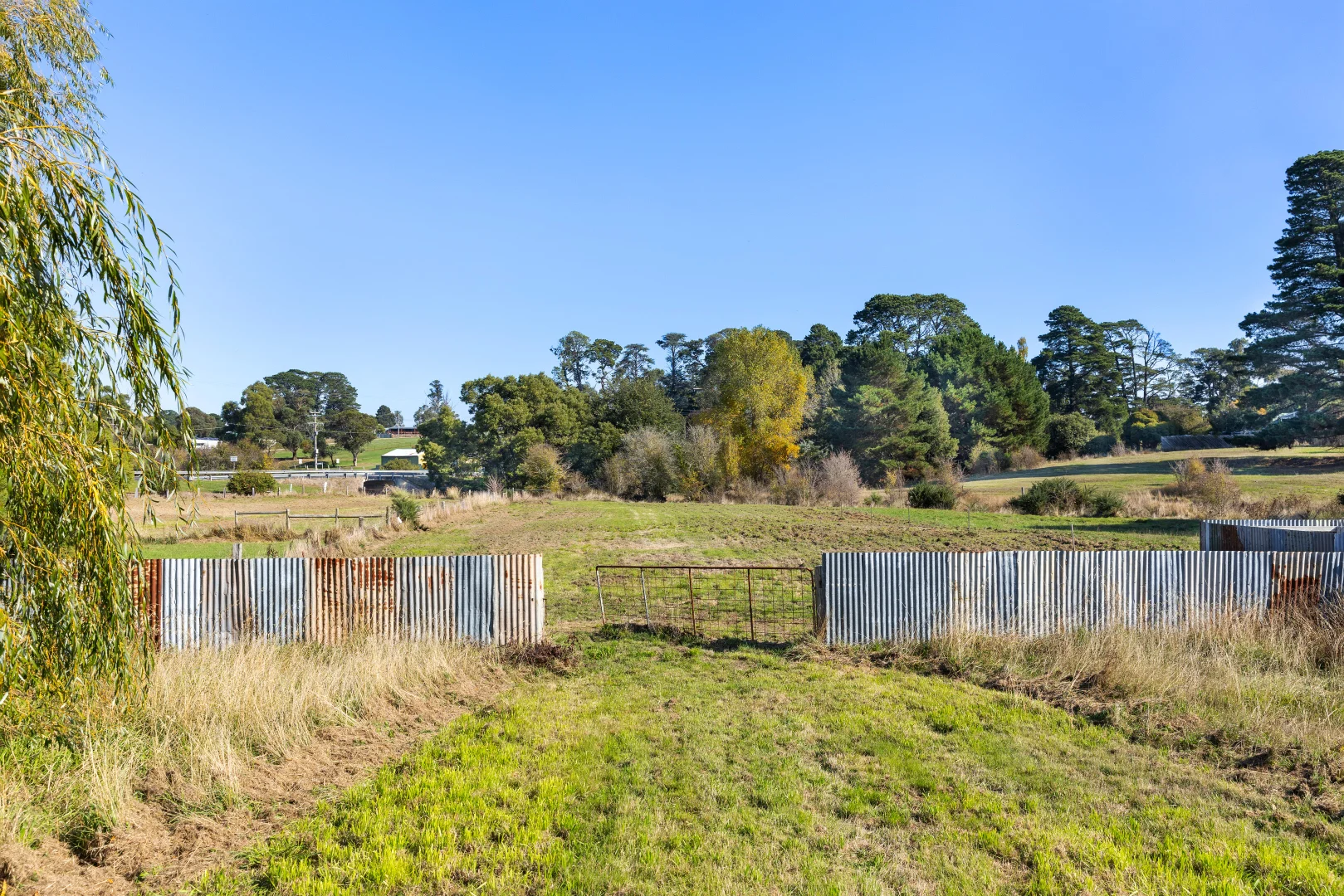 Additional image 10 of 98 Sussex Street, Linton VIC 3360