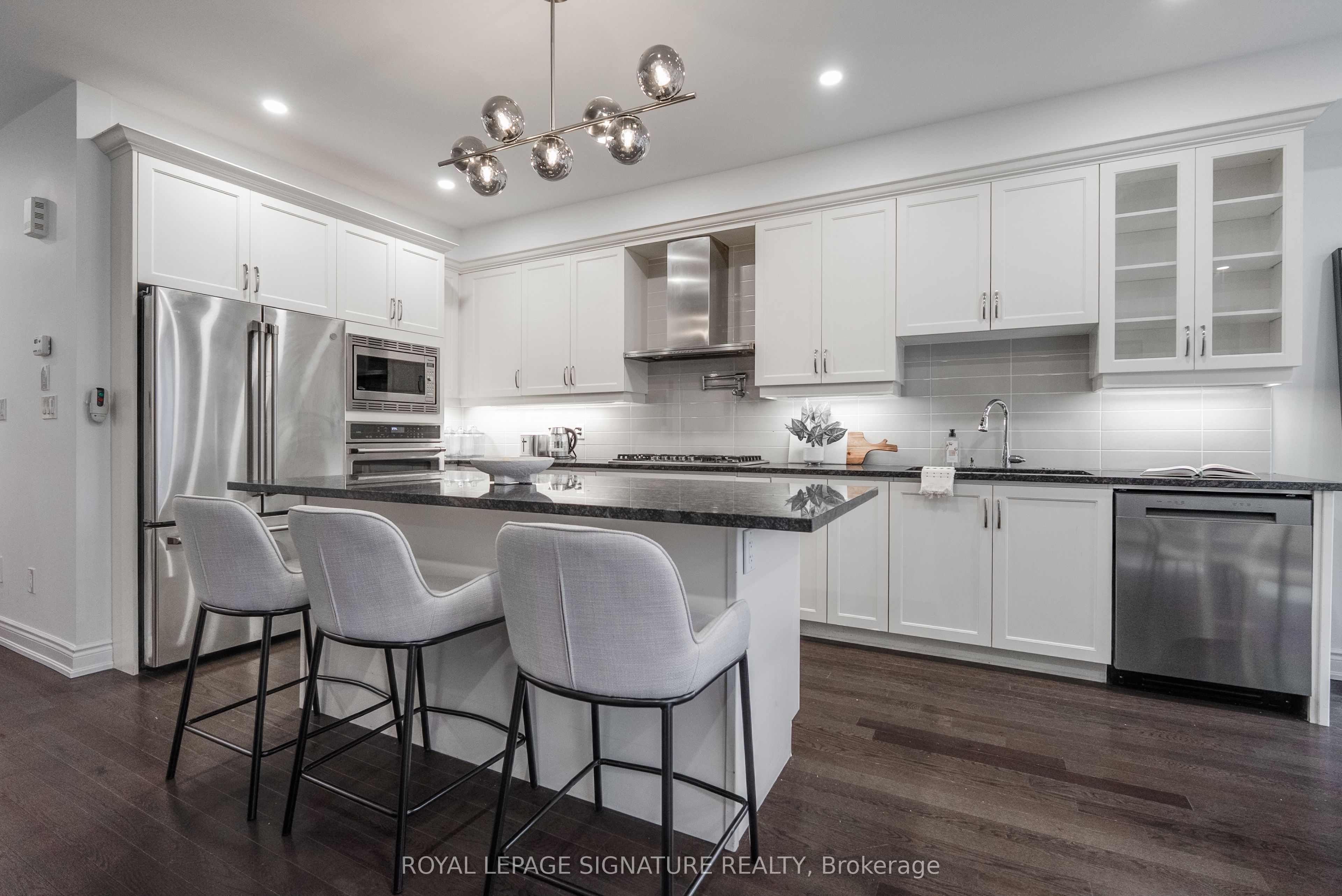 Additional image 3 of 14 Queen Mary Court, Vaughan, ON, L4L 0H9