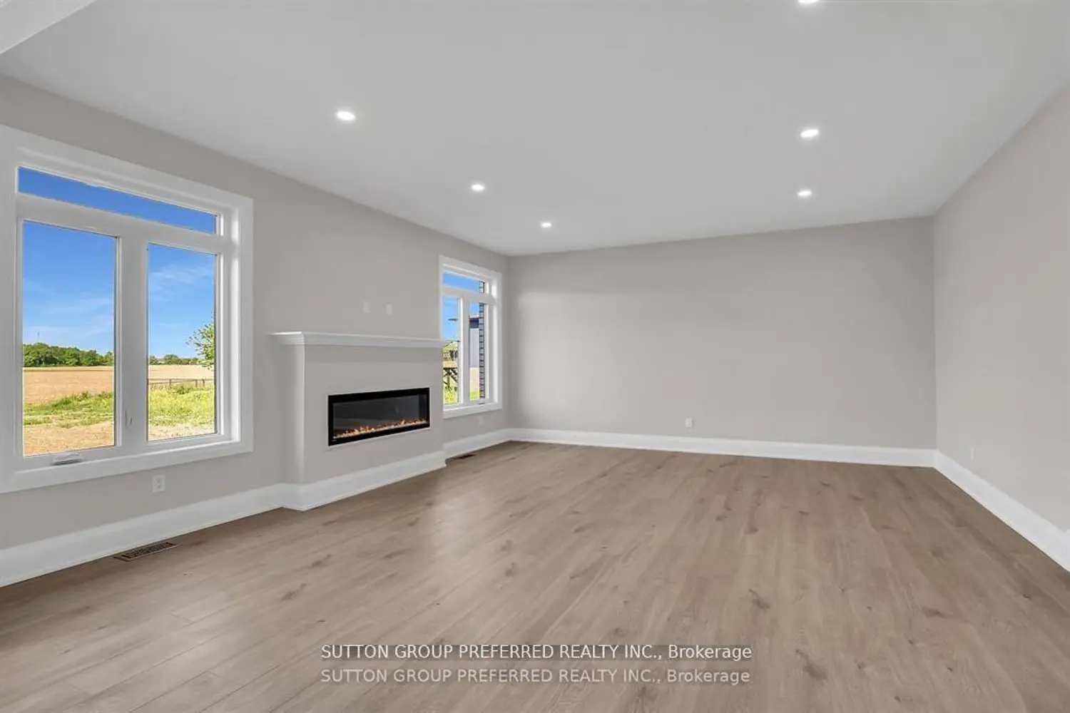 186 Leitch Street photo 4