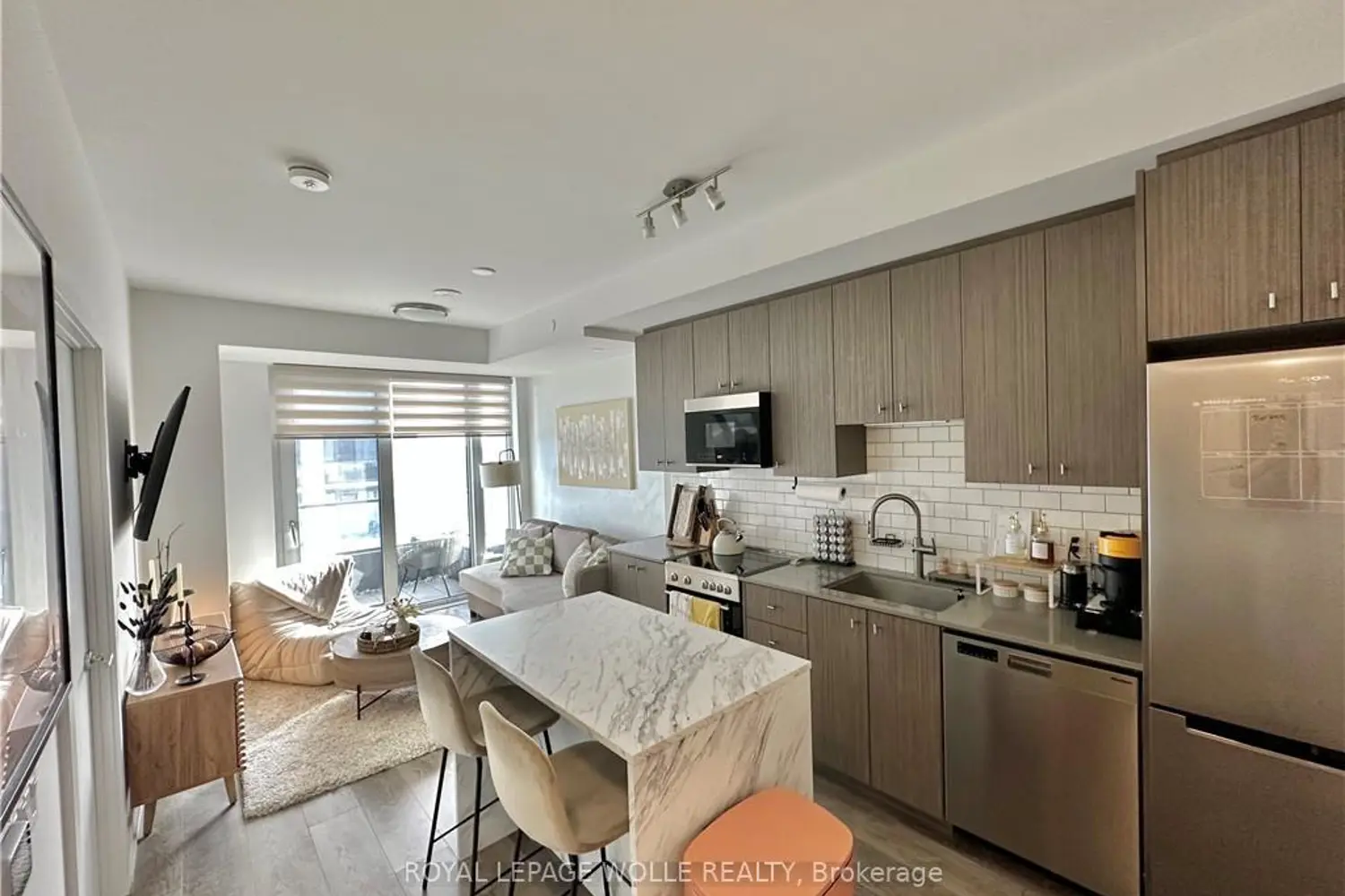 Additional image 6 of 15 Wellington Street 1114