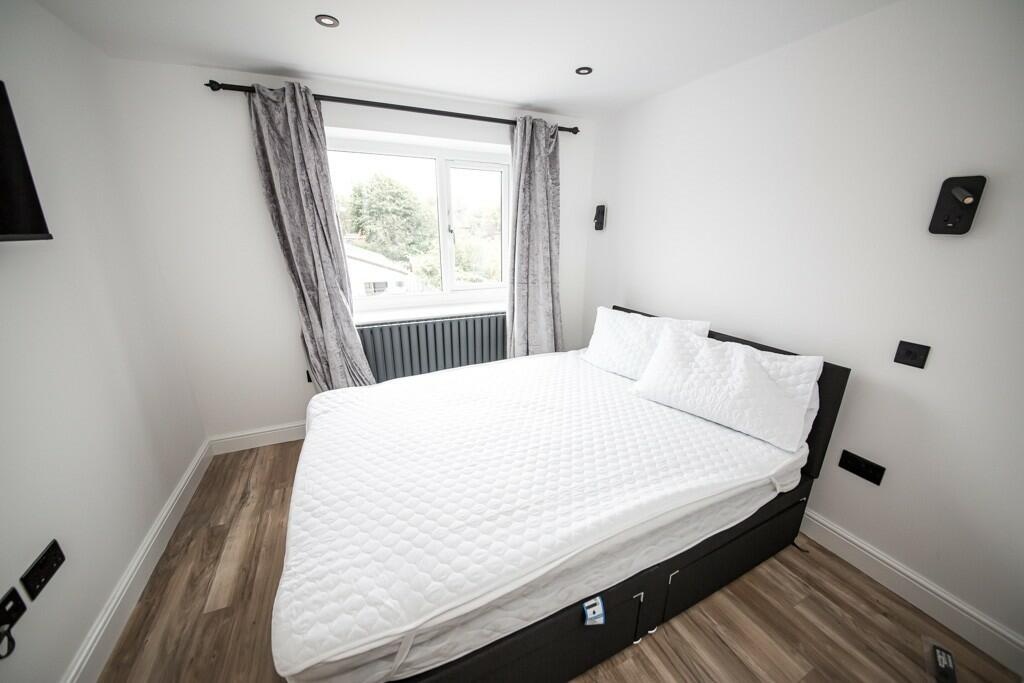Additional image 3 of 1 Bed Flat, Roundhay, LS8, N1 7GU